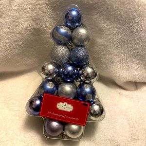Shatterproof Christmas ornaments